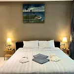 Patong Hill Cozy Studio With Nice Pool And Garden
