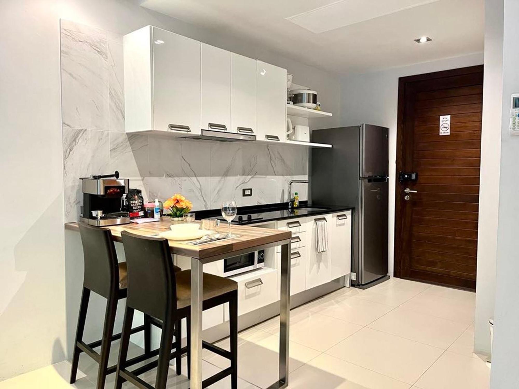 Hill Cozy With Pool And Garden Holiday home Patong
